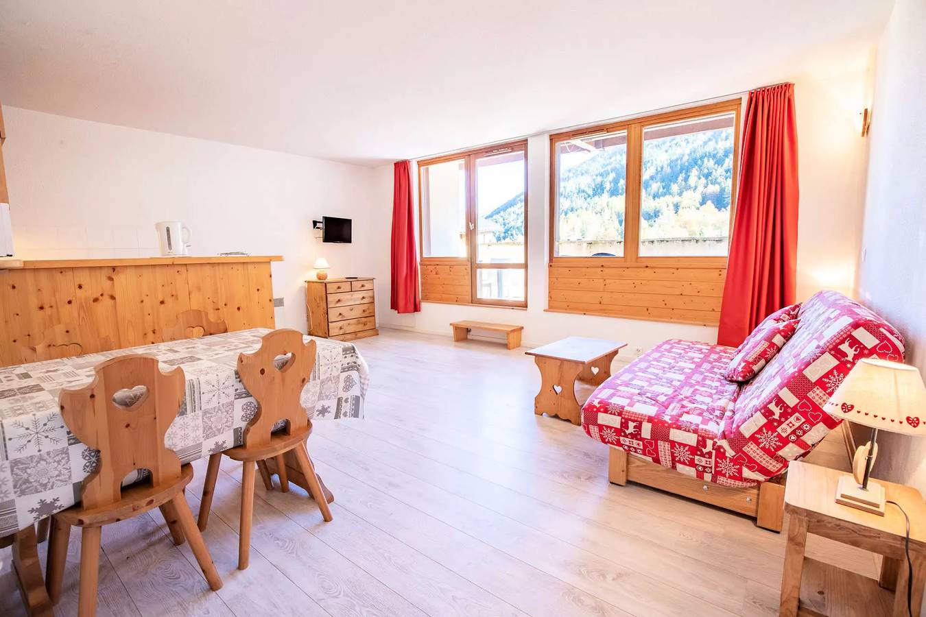 Studio entier, Chalet Le Grand Air - Apt02 in La Norma, Villarodin-Bourget