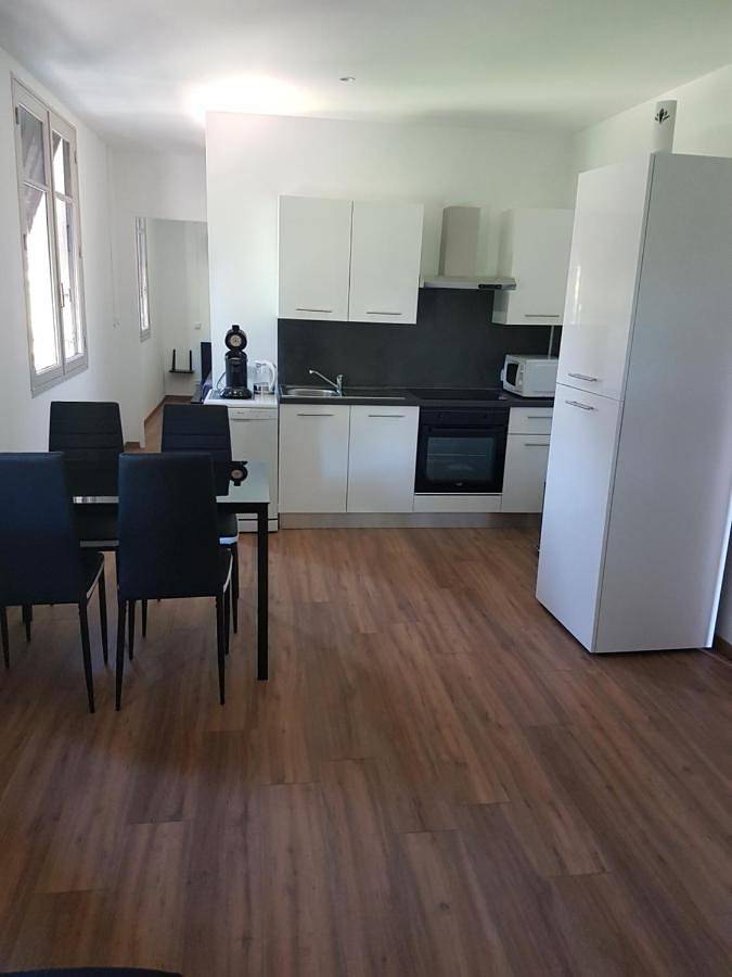 Gîte pour 4 personnes, avec terrasse à Saint-Hilaire-de-Brethmas - 3