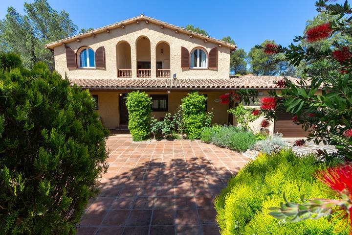 Chalet para 9 personas, con jardín en Valles Occidental - 4