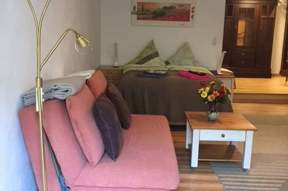 Ganze Wohnung, Einliegerwohnung 30m² in Eppelheim, vor den Toren von Heidelberg + Schwetzingen in Eppelheim, Rheinebene