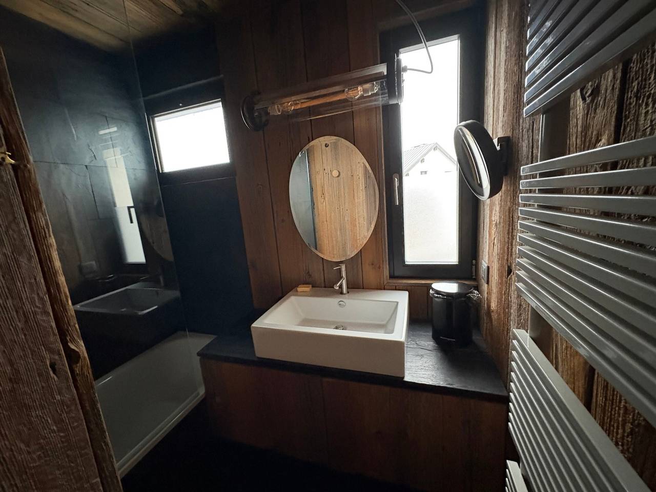 Apartamento entero, Gourette, Apt 6 pers, Admite mascotas, Vista a la pista in Gourette, Eaux-Bonnes