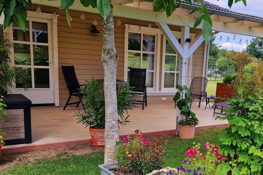 Ganze Wohnung, Ferienwohnung Schwanennest - Ferienwohnung `Schwanennest in Federow, Kargow