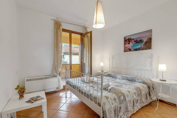 Gîte pour 4 personnes, avec piscine et balcon, adapté aux familles à Monte Isola - 4