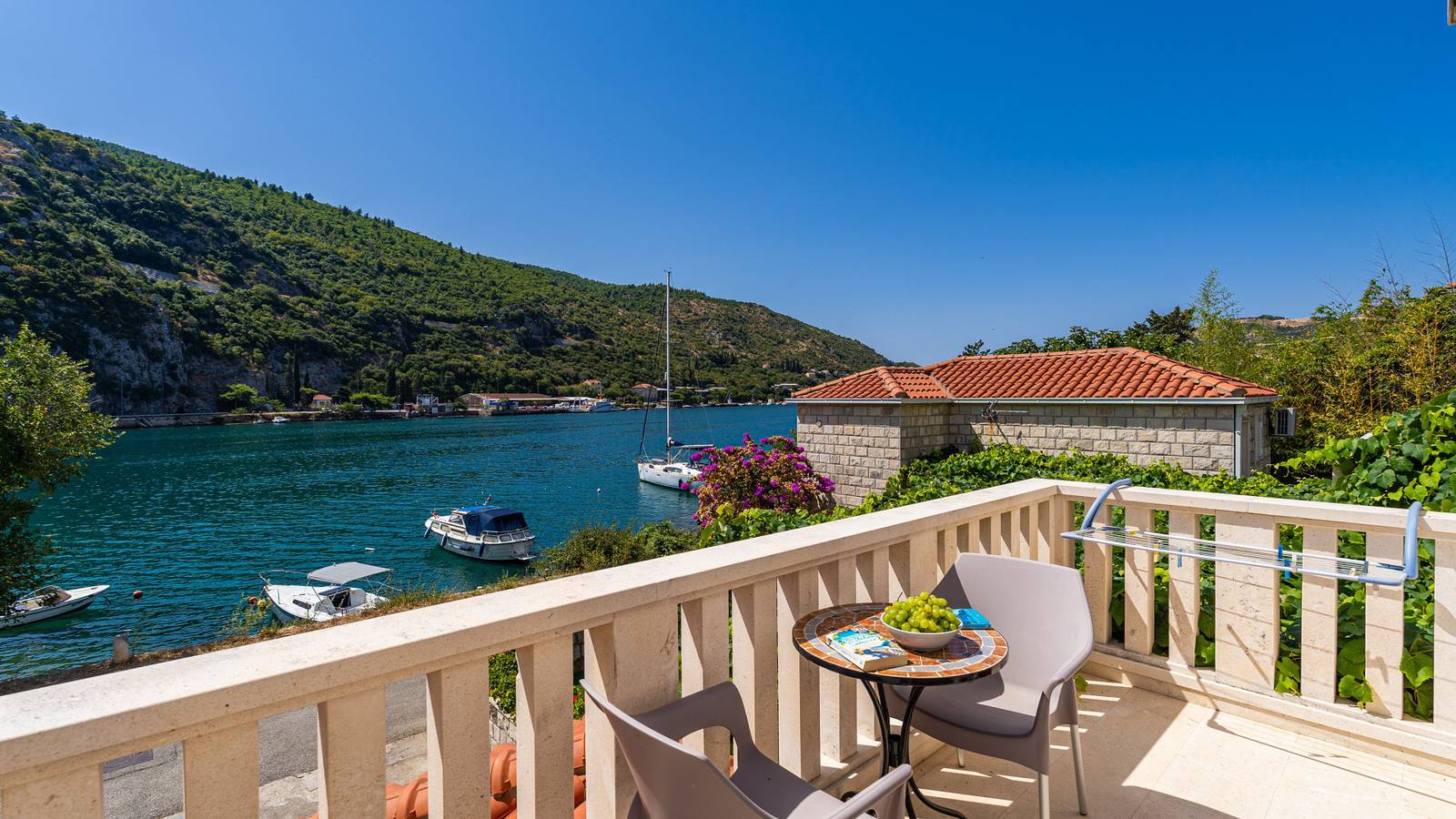Villa Dadic by Villas Guide in Mokosica, Dubrovnik-Neretva