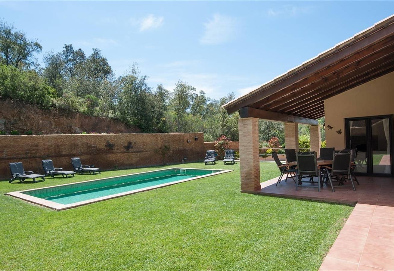 Maison de vacances 'Villa parfaite avec piscine privée' avec vue sur les montagnes & Wi-Fi in Begur, Costa Brava