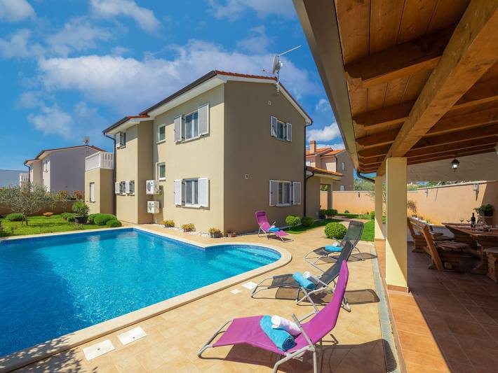 Location de vacances pour 6 personnes à Loborika
