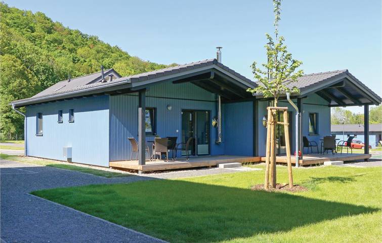 Ferienhaus für 6 Personen, mit Terrasse und Sauna sowie Garten und Ausblick, kinderfreundlich - 1