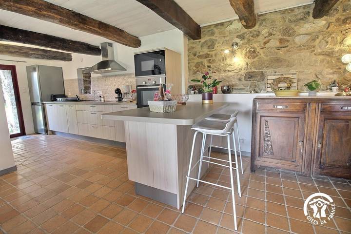 Gîte pour 4 personnes, avec jardin et terrasse dans Pluméliau-Bieuzy - 2