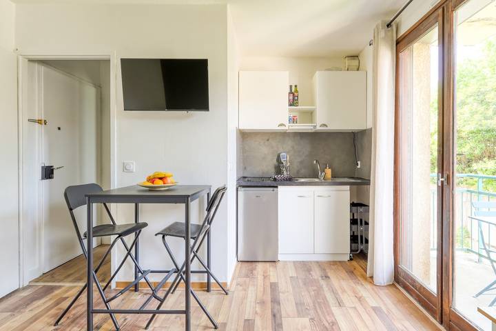 Ganze Wohnung, Ferienwohnung für 2 Personen mit Balkon in Toulouse, Umgebung Toulouse