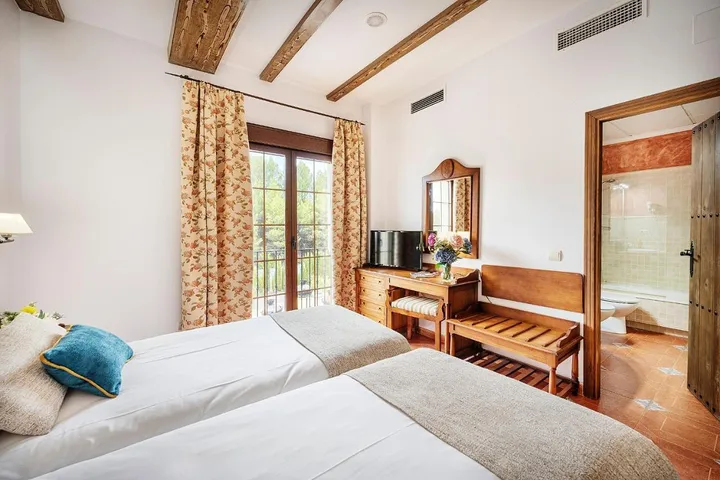 Hotel para 2 personas, con balcón y vistas - 1