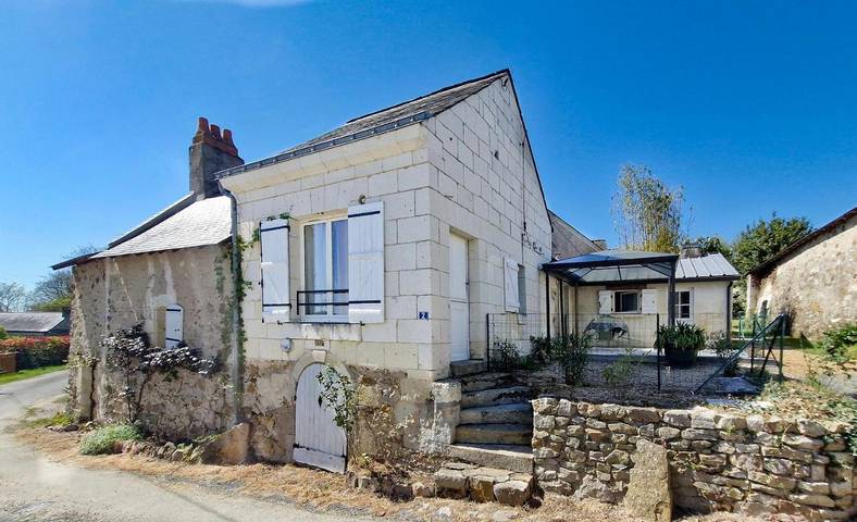 Location de vacances pour 4 personnes, avec terrasse à Saint-Rémy-la-Varenne - 2