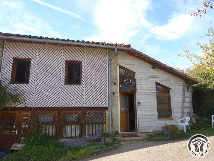 Gîte pour 5 personnes, avec jardin et piscine dans Parc naturel régional des Pyrénées ariégeoises - 2