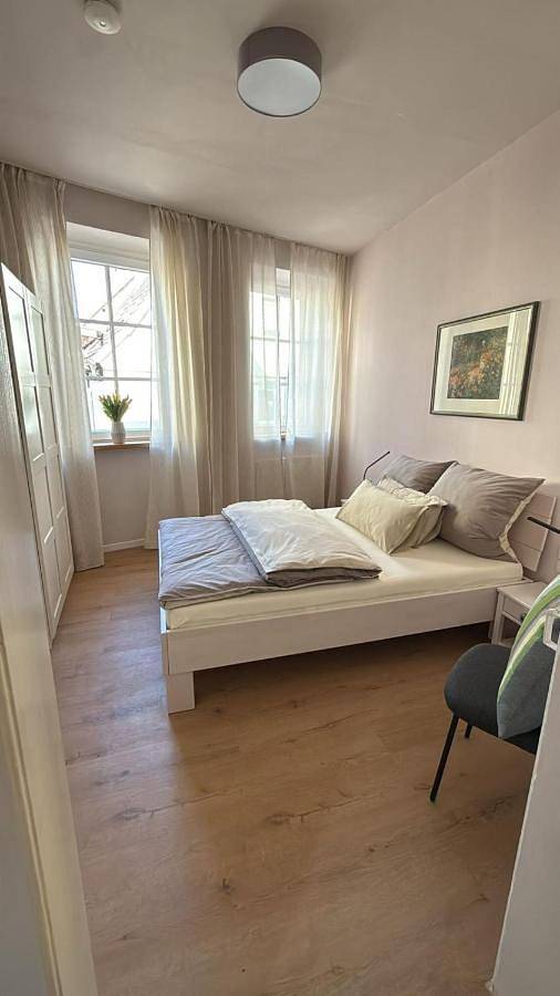 Ferienwohnung für 4 Personen, mit Balkon und Terrasse sowie Garten in Edenkoben - 2