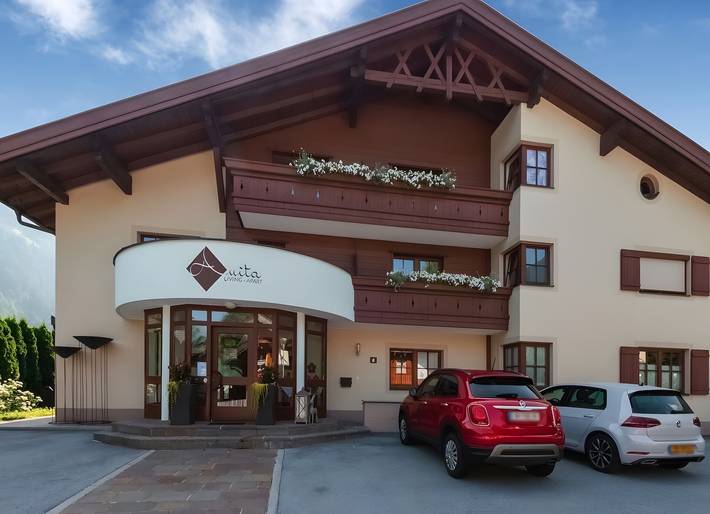 Ganzes Studio, Studio 'Top 6' mit Bergblick, Balkon und Wlan in Stubaier Alpen, Oetz