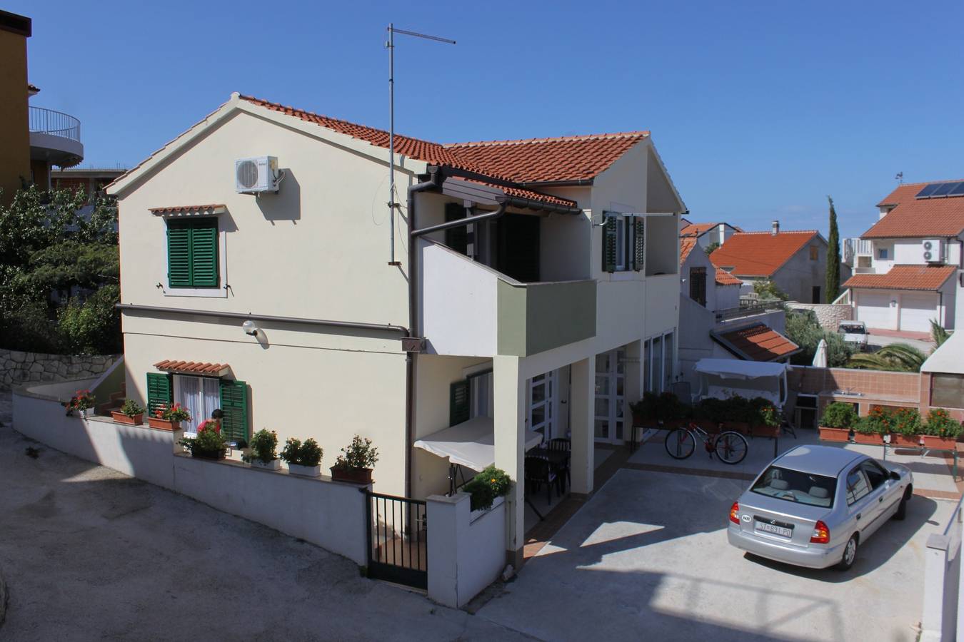 Ganze Wohnung, Studio Appartement am Strand Bilo, Primosten -a in Primosten, Šibenik-Knin