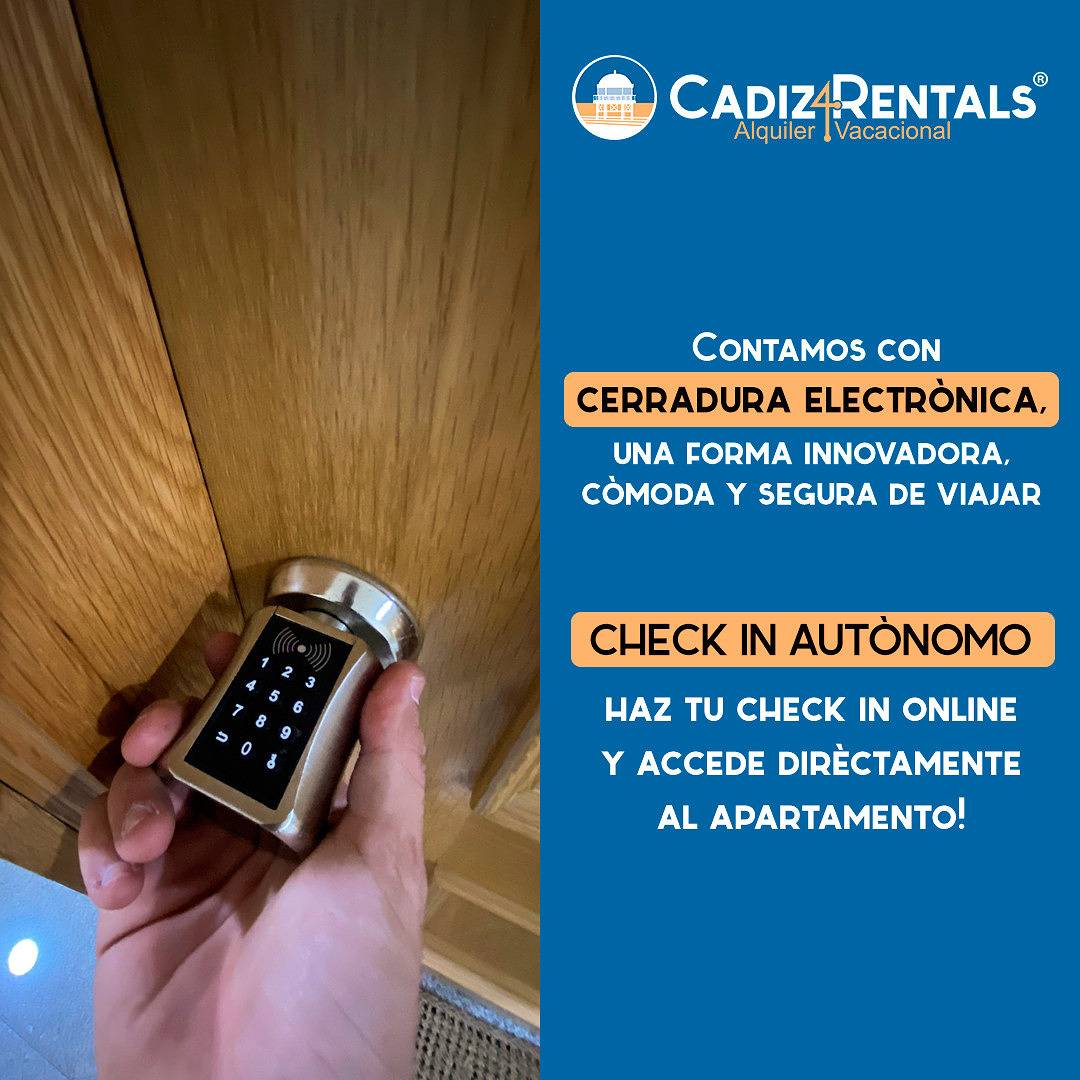 Appartamento intero, La Victoria Home free parking by Cadiz4Rentals in Playa La Victoria, Cadice