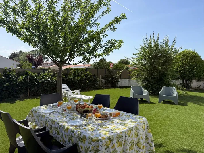Chalet para 6 personas, con jardín - 1