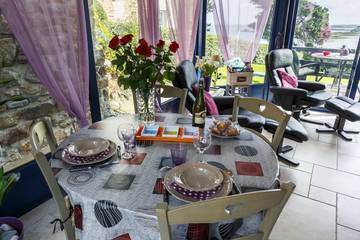 Gîte pour 2 Personnes dans Trévou-Tréguignec, Région de Lannion, Photo 2