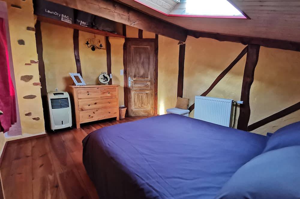 Entire apartment, Les Colombages in Mirepoix, Ariège