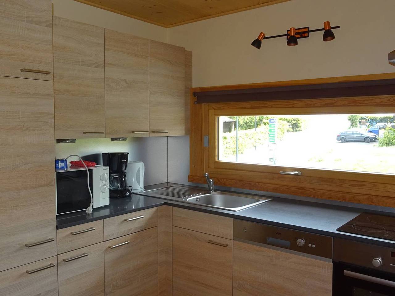 Entire apartment, Modern 2-Bed Ski Apartment, Central Location, Wifi, Garage, Sleeps 6 in Les Gets, Les Portes du Soleil