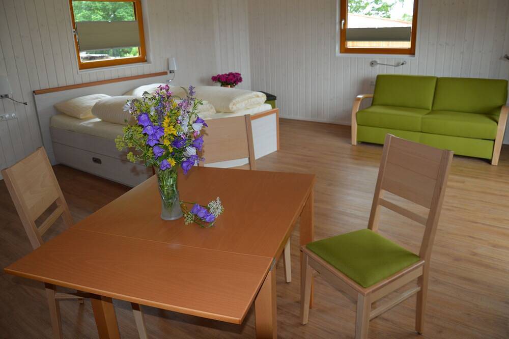 Baumhaus Birkenhöhe - Aerzener Baumhaushotel Waldquelle in Aerzen, Weserbergland