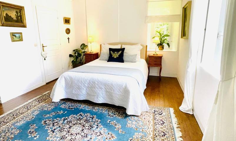 Location de vacances pour 2 personnes, avec terrasse ainsi que jardin et vue à Saint-Loup-Hors - 2