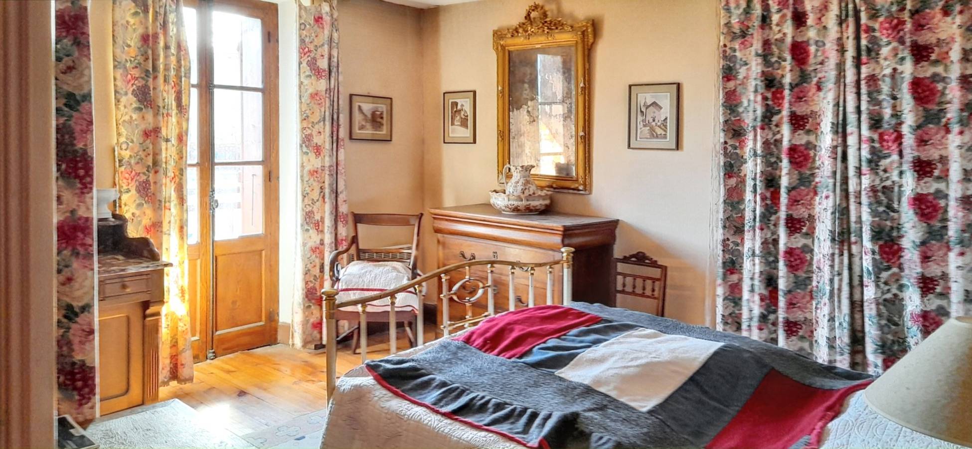 Ganze Wohnung, Geräumiges Apartment in Les Chapelles mit Bergblick in Les Chapelles, Albertville und Umgebung