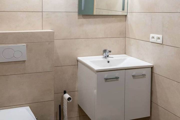 Gîte pour 9 personnes, avec terrasse ainsi que jacuzzi et sauna dans Odeigne - 4