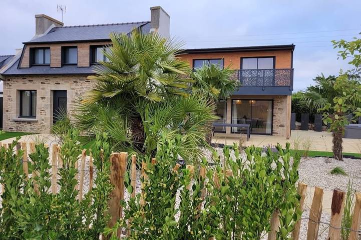 Villa pour 10 personnes, avec jacuzzi et balcon ainsi que sauna et jardin à Santec