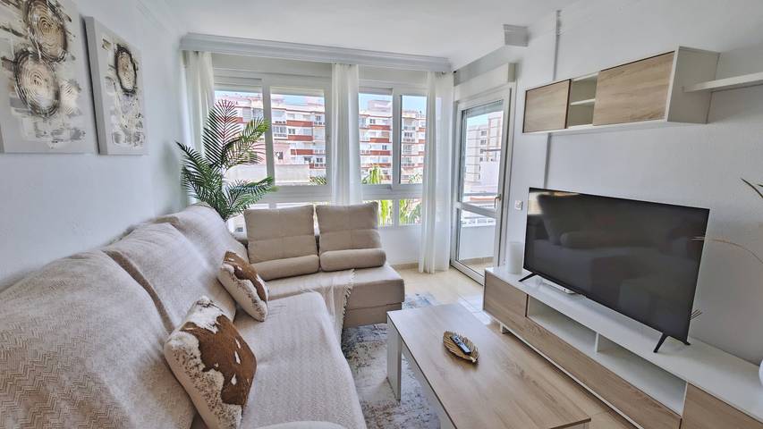 Entire apartment, Terrasol Franlou Vistas Al Mar in Torre del Mar, Vélez-Málaga