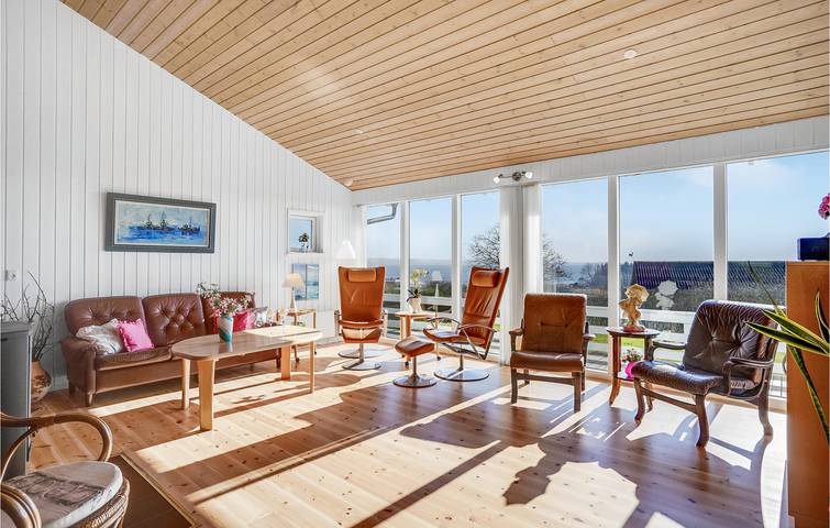 Ferienhaus für 6 Personen mit Garten in Følle Strand, Djursland