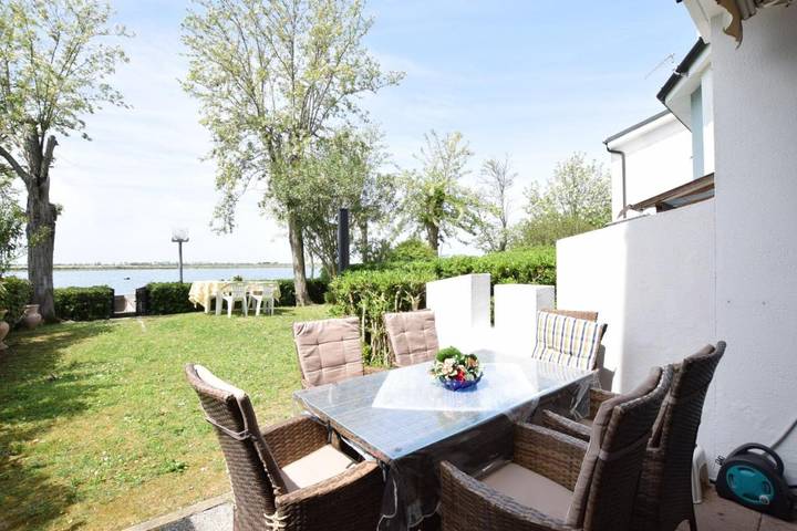 Casa vacanza per 5 persone, con giardino e panorama nonché vista lago e piscina per bambini - 1