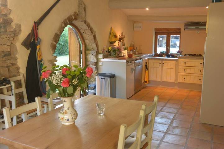 Gîte pour 8 personnes, avec jardin à Mourèze - 2