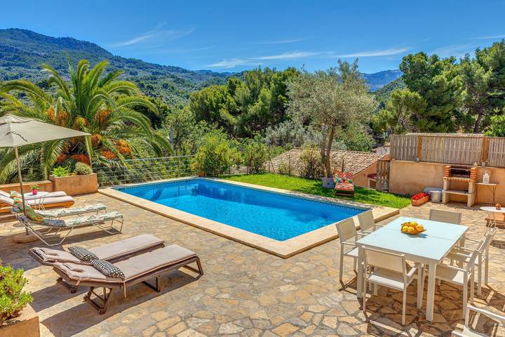 Finca mit Pool für 8 Personen, mit Garten in Sóller