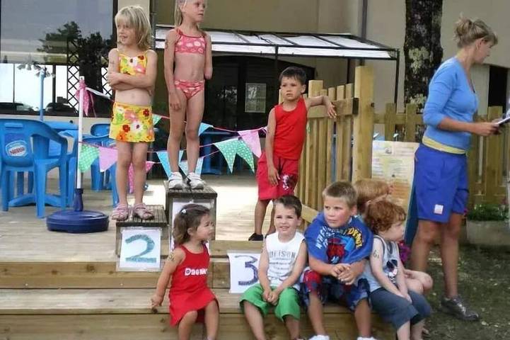 Mobil home pour 4 personnes à Saint-Laurent-la-Vallée - 2