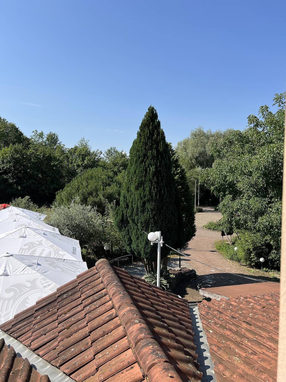 Einzelzimmer mit Dusche in Bliesmengen-Bolchen, Mandelbachtal