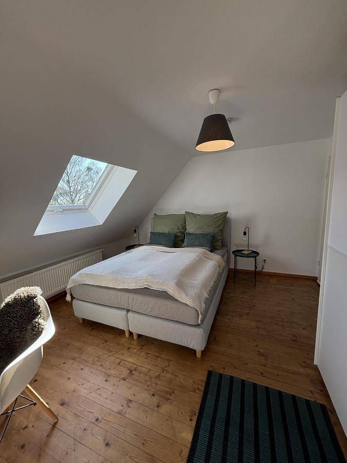 Ferienwohnung für 4 Personen, mit Balkon und Terrasse sowie Garten und Seeblick in Herrsching - 3