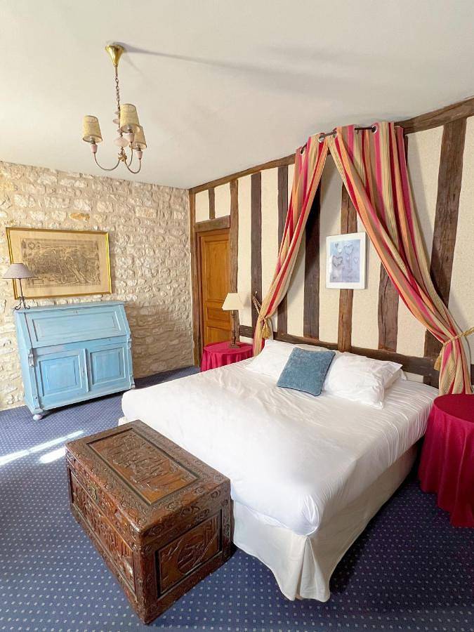 Gîte pour 2 personnes, avec jacuzzi dans Office De Tourisme De Chablis - 3