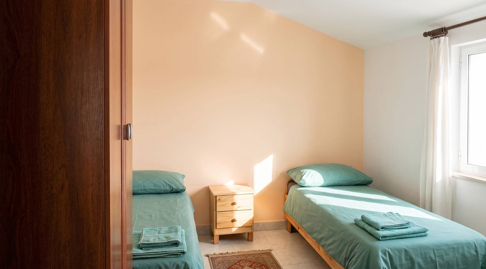 Ganze Wohnung, Modernes Apartment mit Gartenblick in Belišće - 76 m² in Osijek-Baranja
