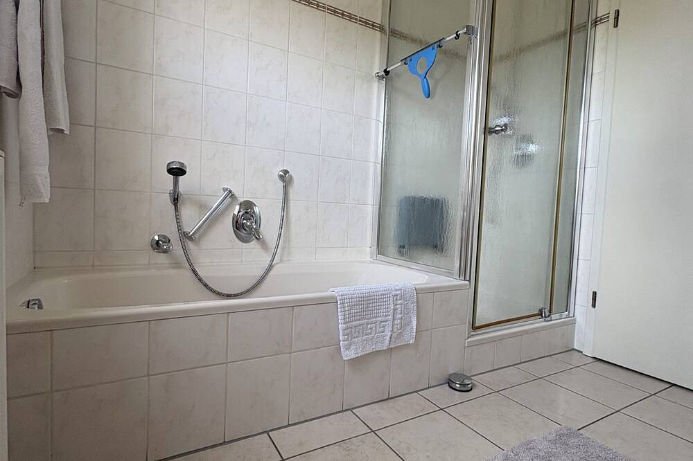 Ganze Wohnung, Ruhige Ferienwohnung mit Terrasse und Garten in Scheßlitz, Landkreis Bamberg