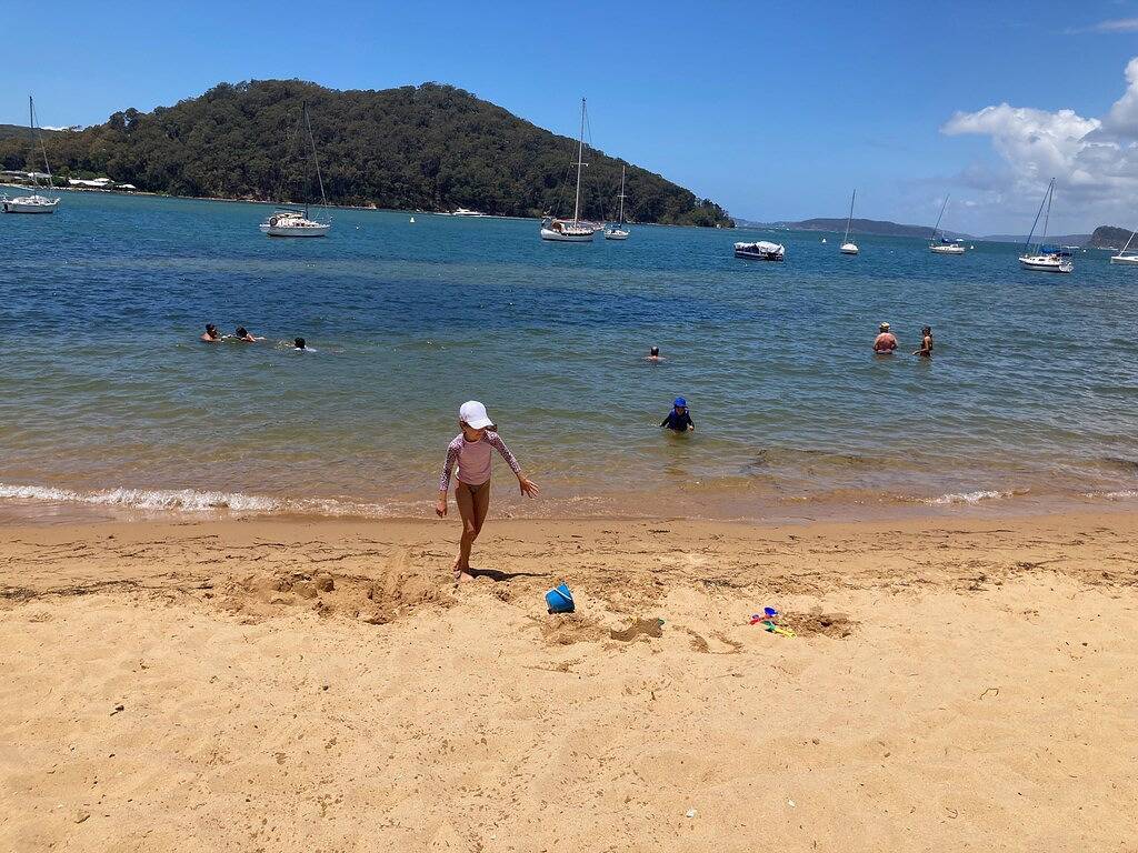 Artnest Getaway Walk to the beach - dog friendly in Ettalong Beach, New South Wales