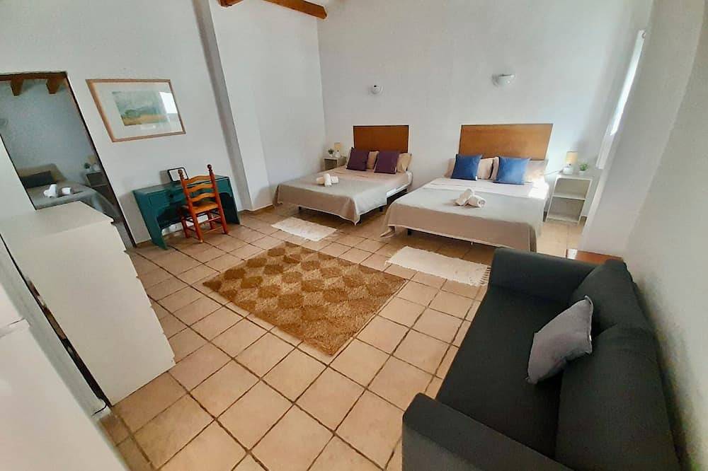 Apartment in playa de embossapara 7 in Ses Figueretes, Ibiza (Municipality)