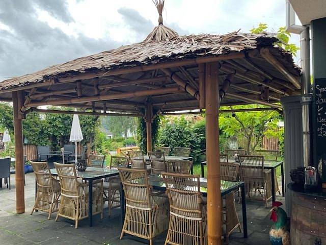 Zu Jeddelohs Lodge Hotel in Gladenbach, Naturpark Lahn-Dill-Bergland