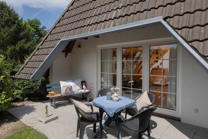 Ferienhaus für 4 Personen, mit Terrasse und Garten in Dorum - 3