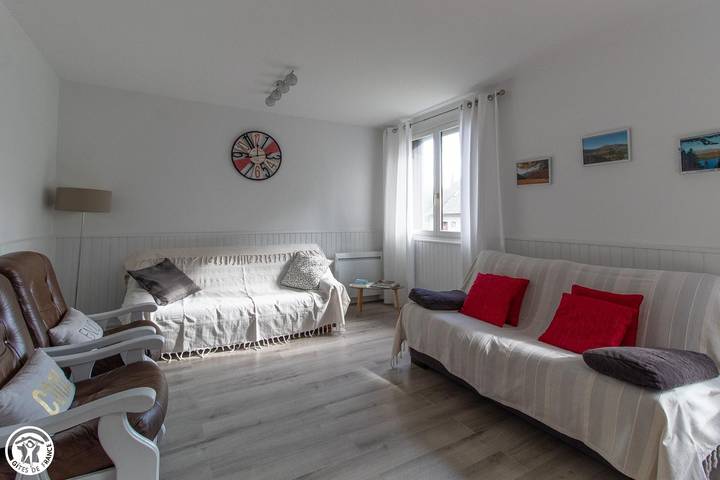 Gîte pour 5 personnes, avec Terrasse ainsi que Jardin et Vue