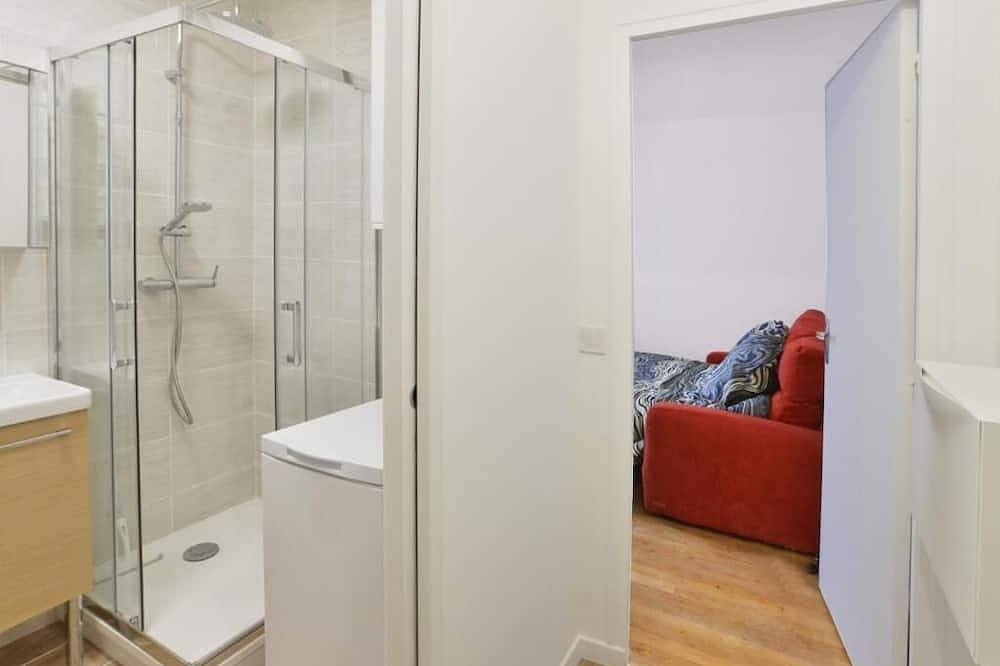 Appartement entier, Studio sur cour au calme au centre ville in Juvisy-sur-Orge, Essonne