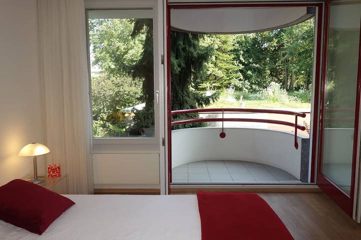 Apartamento entero, Apartamento espacioso y acogedor en un barrio tranquilo cerca del centro in Basilea, Region Basel RDK