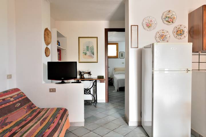 Appartement entier, Appartamento Family dans la villa Belvedere près de la plage avec vue sur les montagnes et jardin. in Torre di Bari, Bari Sardo