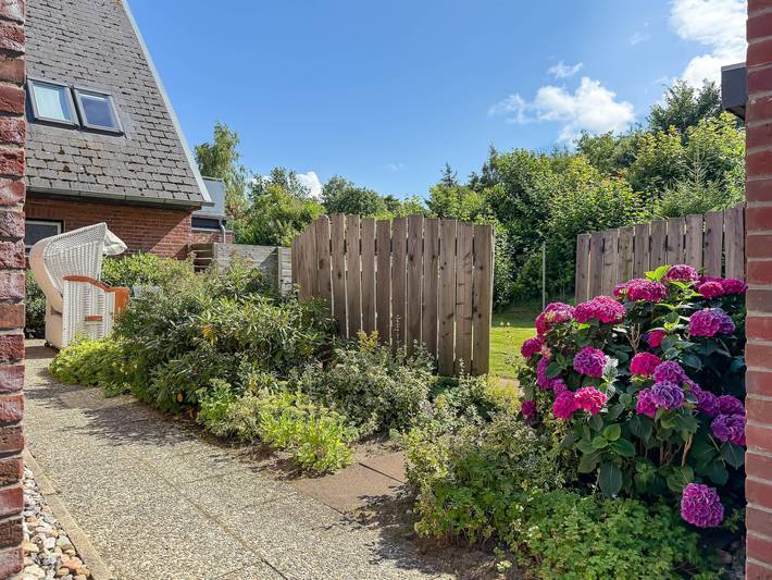 Bungalow für 4 Personen, mit Terrasse und Garten