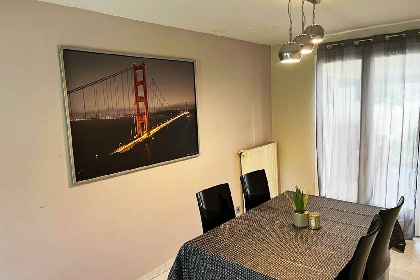 Apartamento entero, Spacious apartment, ideally located in Aubervilliers, Sena-Saint Denis